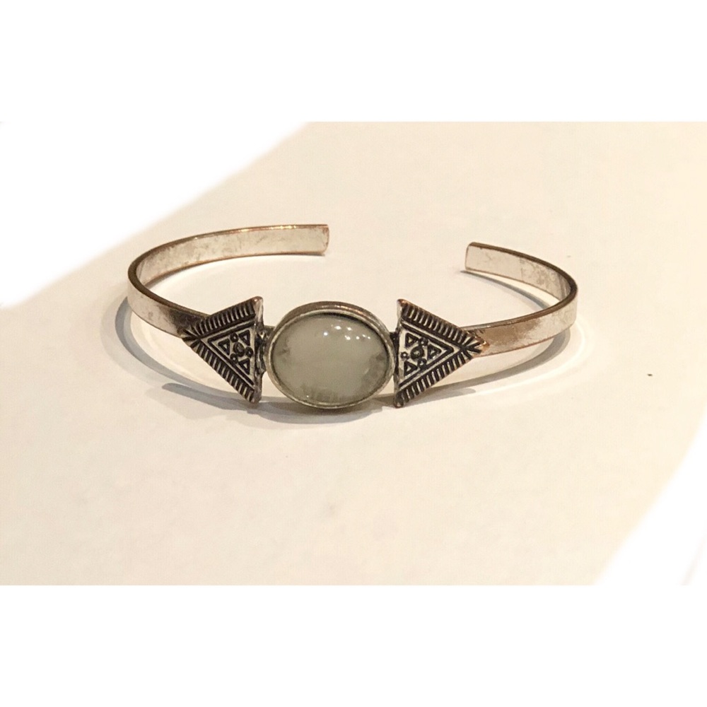 Bracelet imitation silver with stone